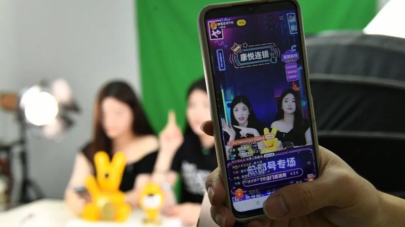 小标题：专业搬家服务的优势