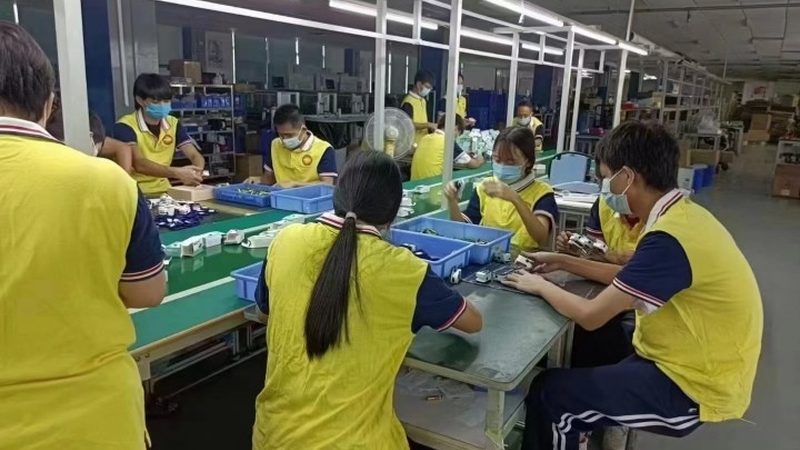 随着科技的发展，钟点工服务行业也在不断进步。未来，以下趋势值得关注：